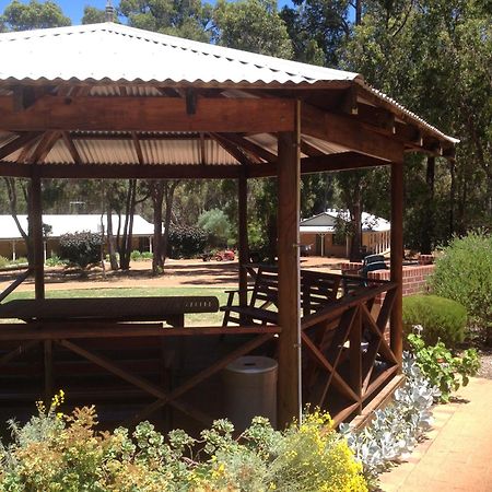 Travellers Rest Motel Mundaring Esterno foto