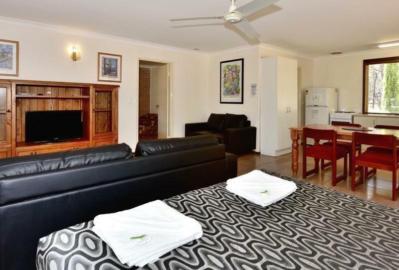 Travellers Rest Motel Mundaring Esterno foto